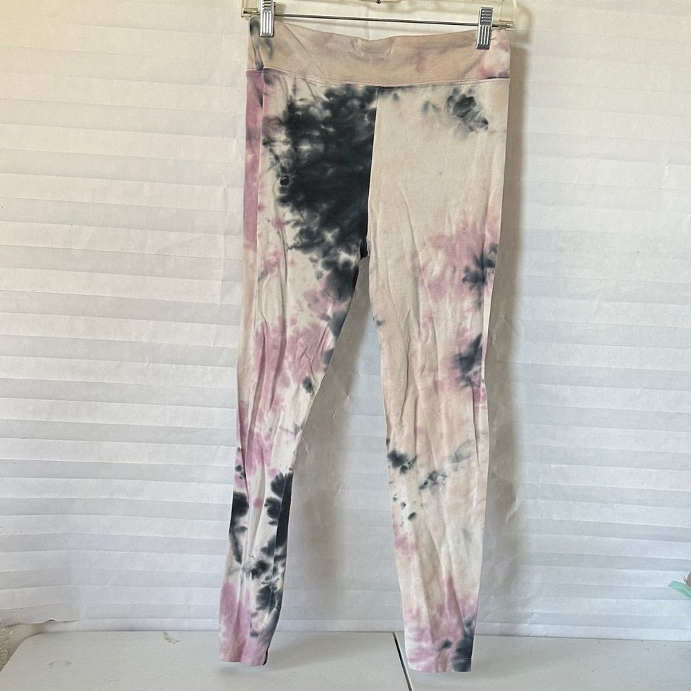 Art Class Tie‑Dye Print Leggings in Purple & Gray